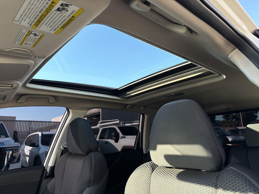 Used 2019 Subaru Forester Premium w/ All-Weather Package AWD/4WD image 17