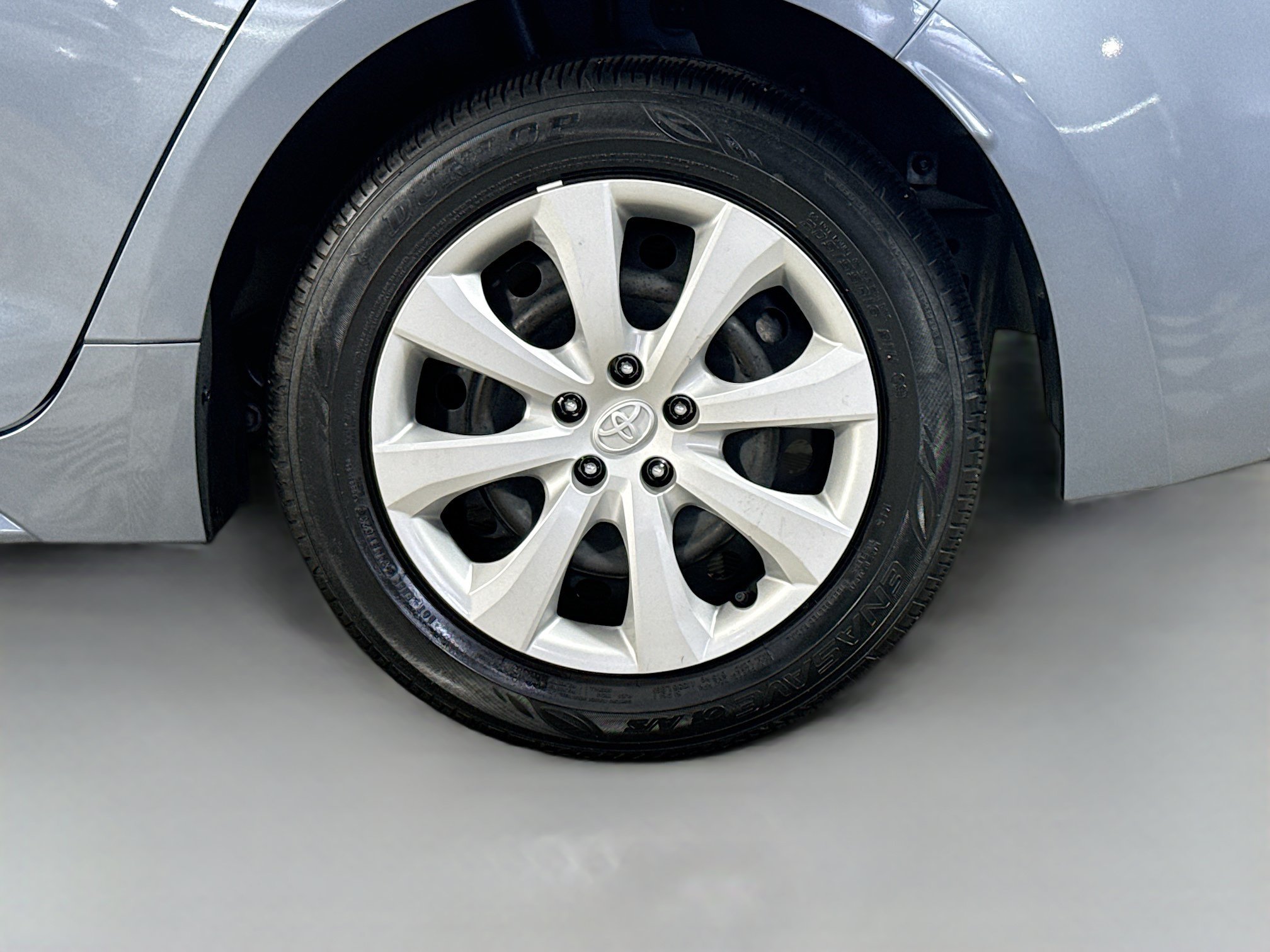 Used 2023 Toyota Corolla LE FWD image 37