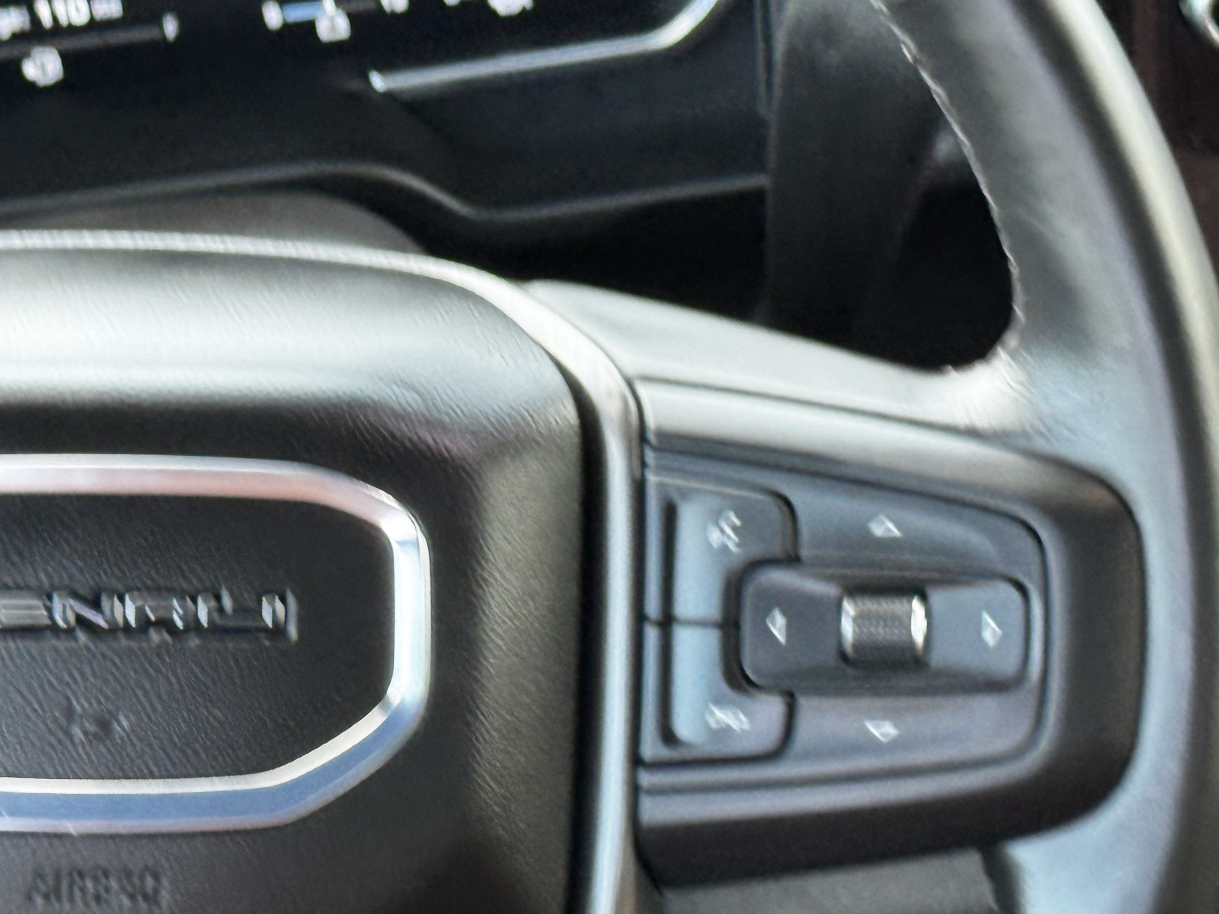 Used 2025 GMC Sierra 2500 Denali Ultimate AWD/4WD image 14
