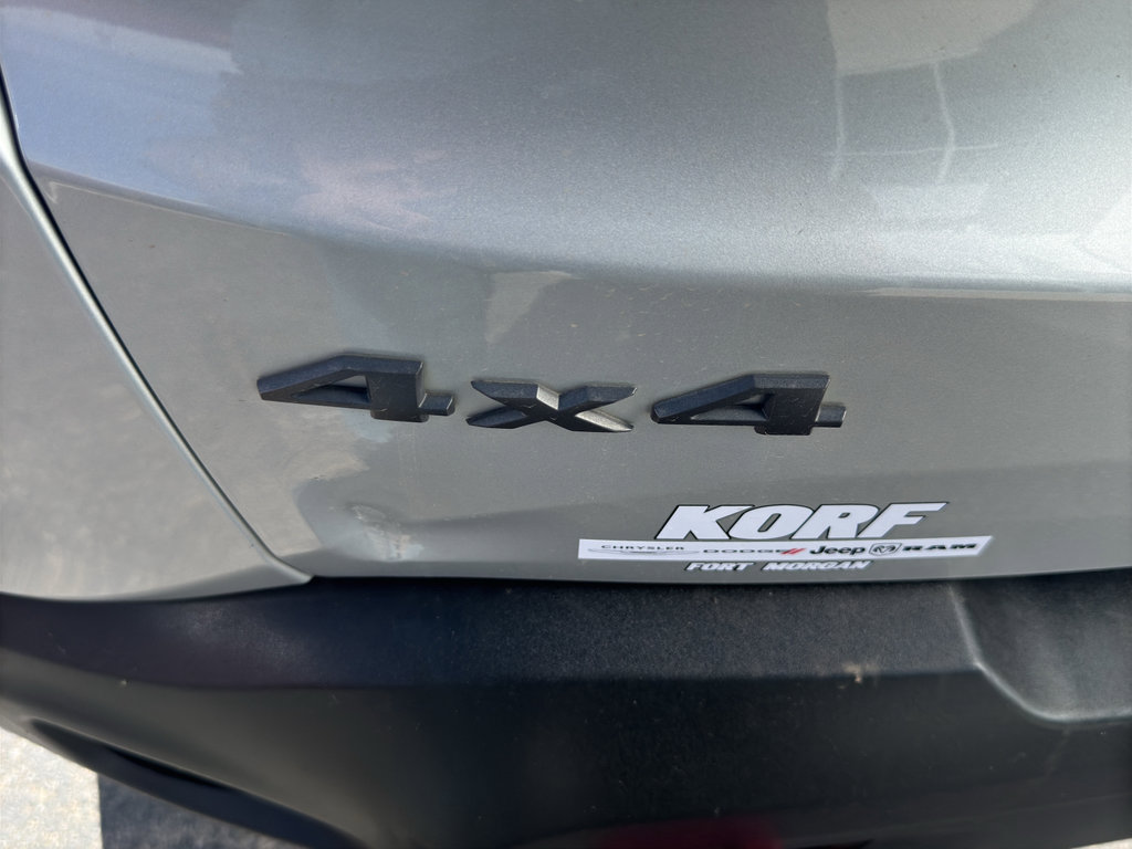Used 2018 Jeep Renegade Trailhawk w/ Cold Weather Group II image 39