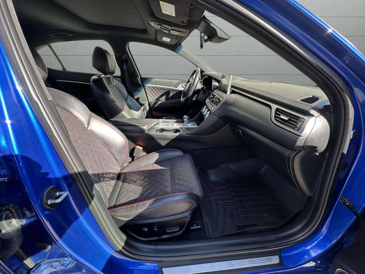 Used 2019 Genesis G70 2.0T Advanced w/ Sport Package image 27