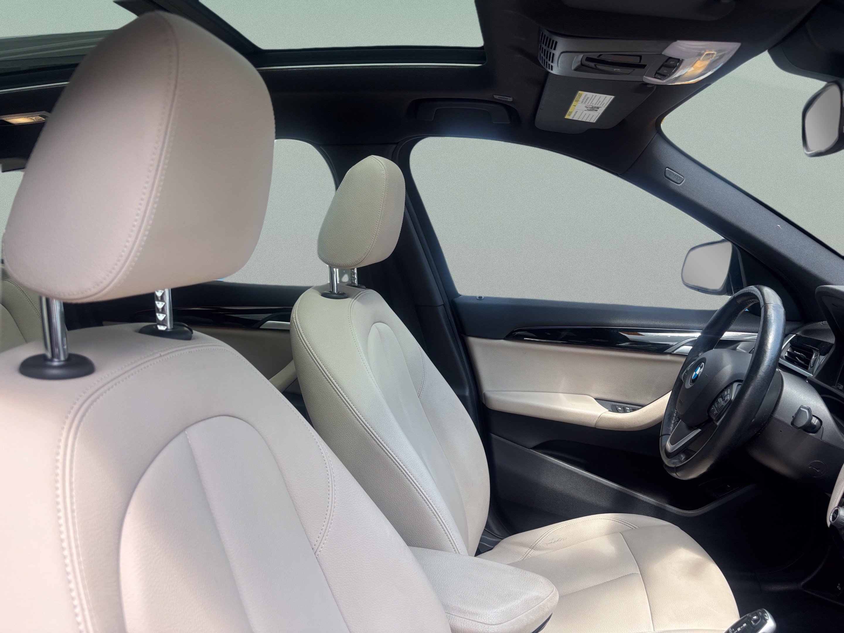 Used 2020 BMW X1 sDrive28i w/ Premium Package FWD image 18