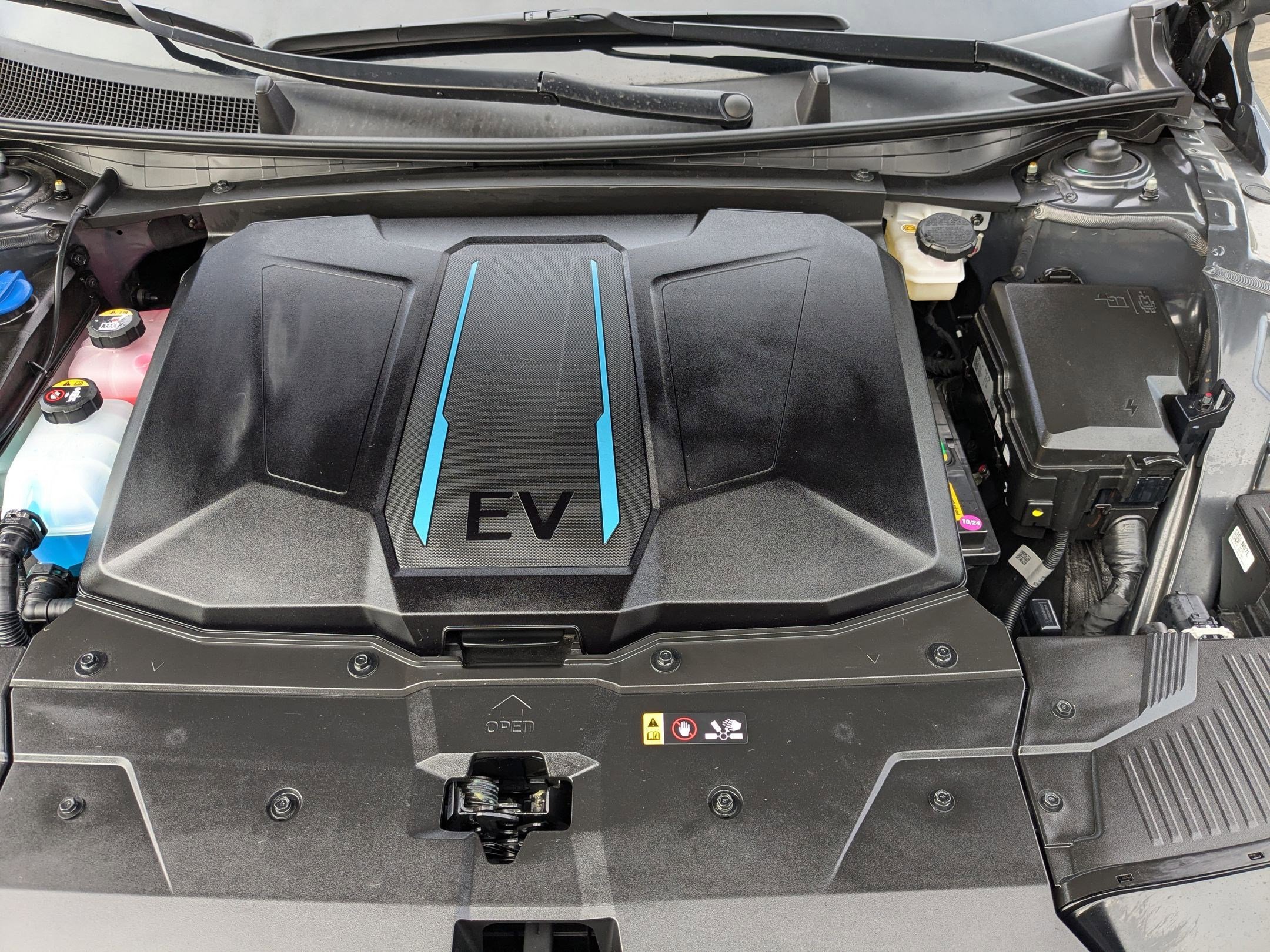 Certified 2024 Hyundai Ioniq 5 Limited image 33