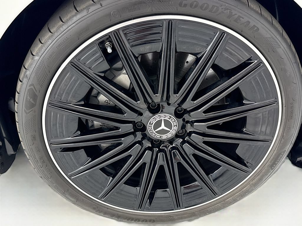 Certified 2025 Mercedes-Benz CLE 300 4MATIC Cabriolet image 28