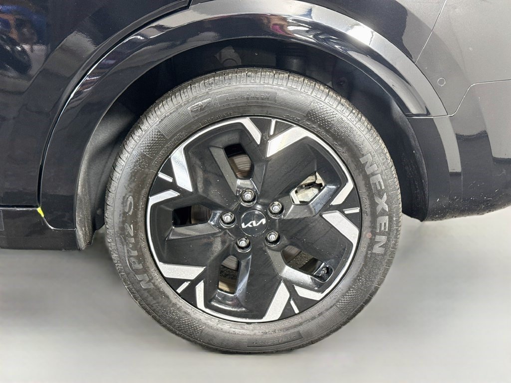 Used 2023 Kia Niro Wave FWD image 36