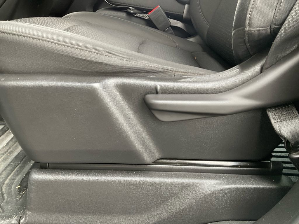 Used 2022 Chevrolet Silverado 1500 W/T w/ WT Value Package image 30