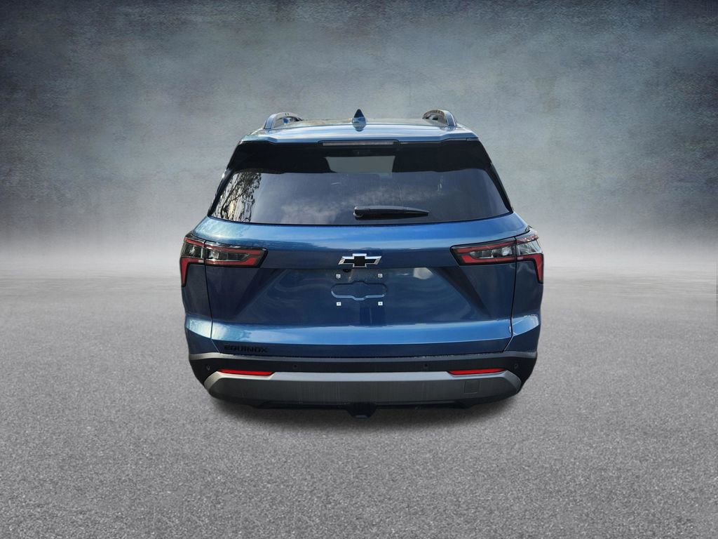New 2026 Chevrolet Equinox LT w/ Convenience Package II FWD image 5