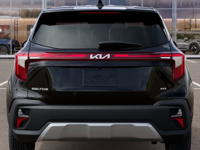 New 2026 Kia Seltos LX image 13