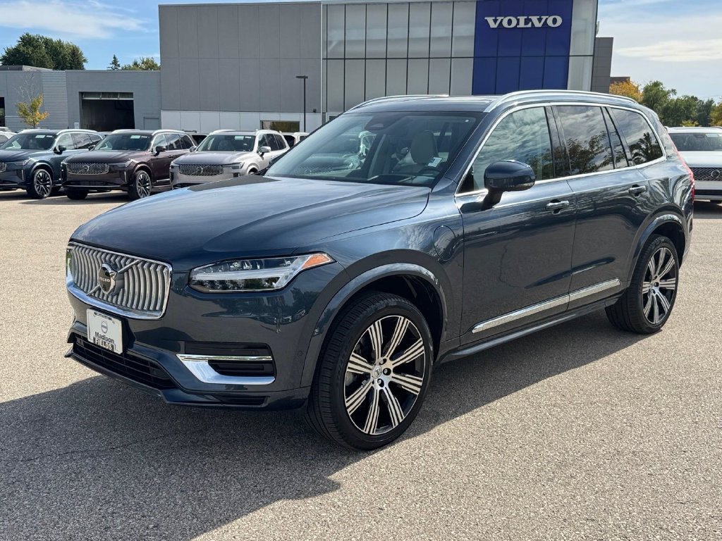 Certified 2024 Volvo XC90 T8 Ultimate w/ Protection Package Premier