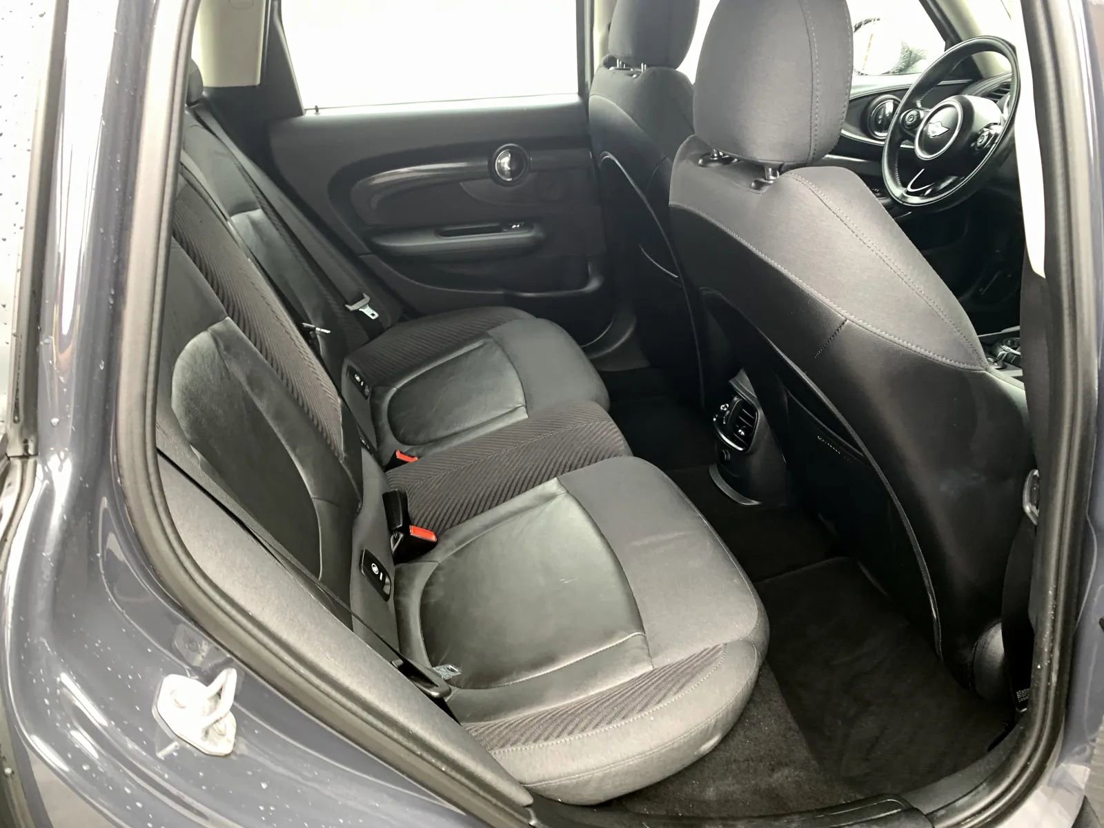 Used 2017 MINI Cooper Clubman S image 28