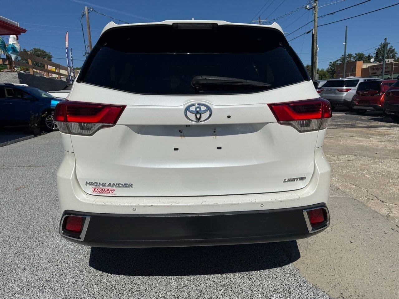 Used 2017 Toyota Highlander Limited FWD image 16