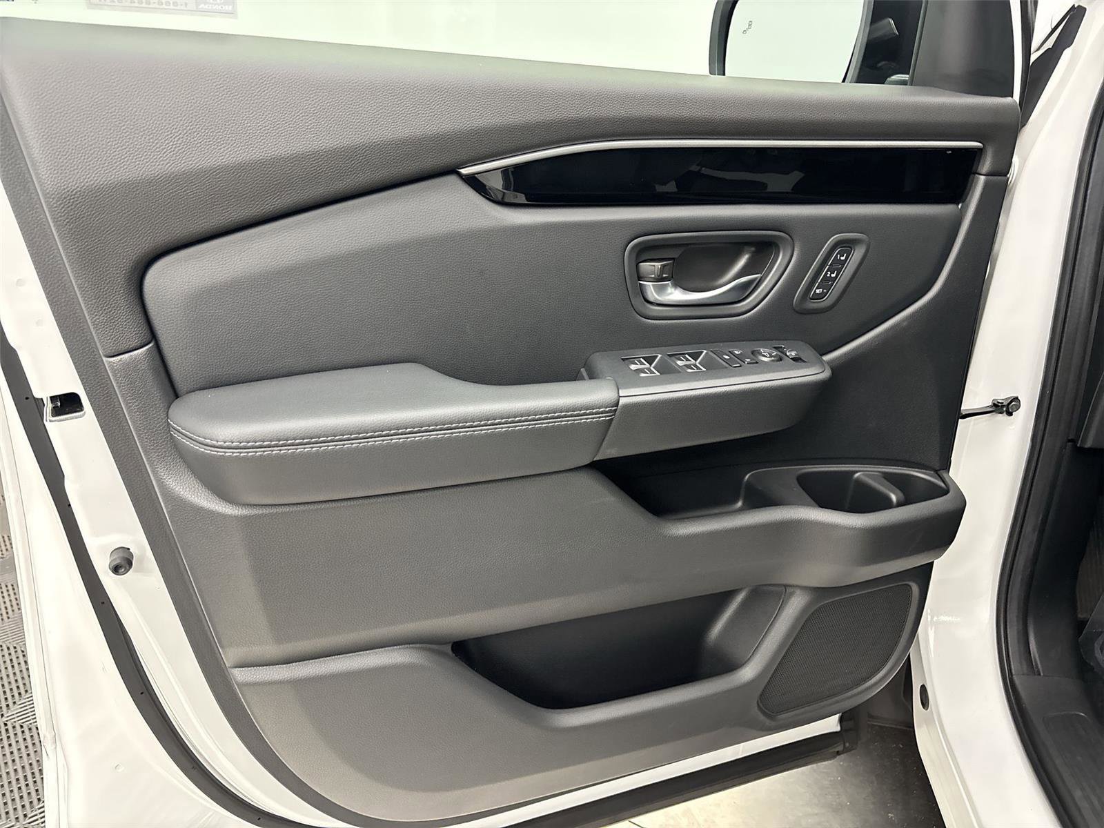Used 2024 Honda Pilot EX-L image 26