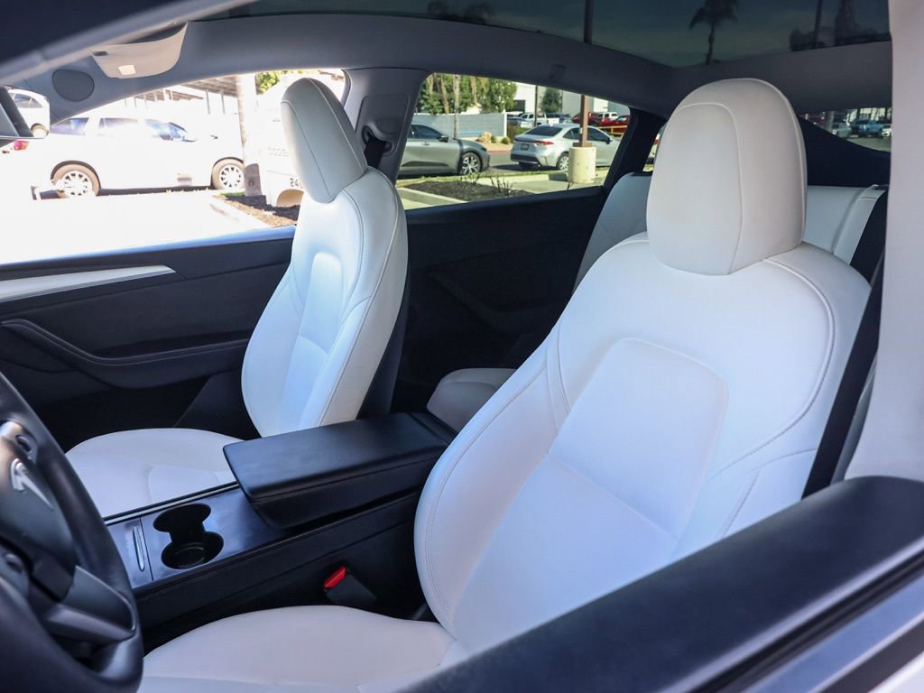 Used 2023 Tesla Model Y Long Range image 15