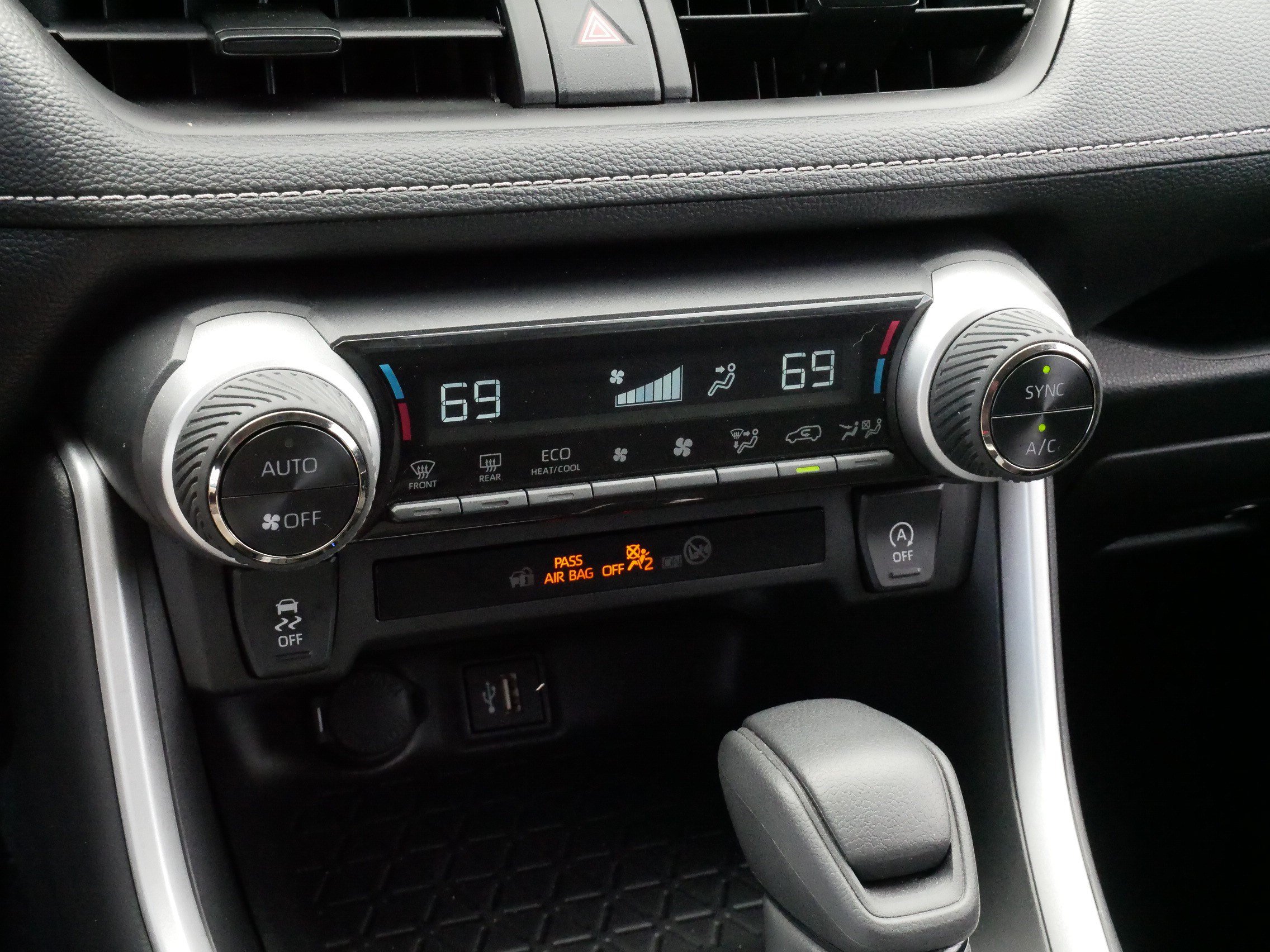 Certified 2025 Toyota RAV4 XLE AWD/4WD image 23