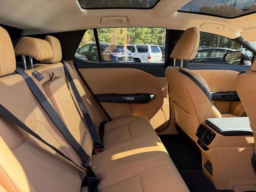 Used 2025 Lexus RZ 450e image 16