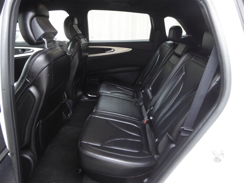 Used 2019 Lincoln Nautilus FWD image 25