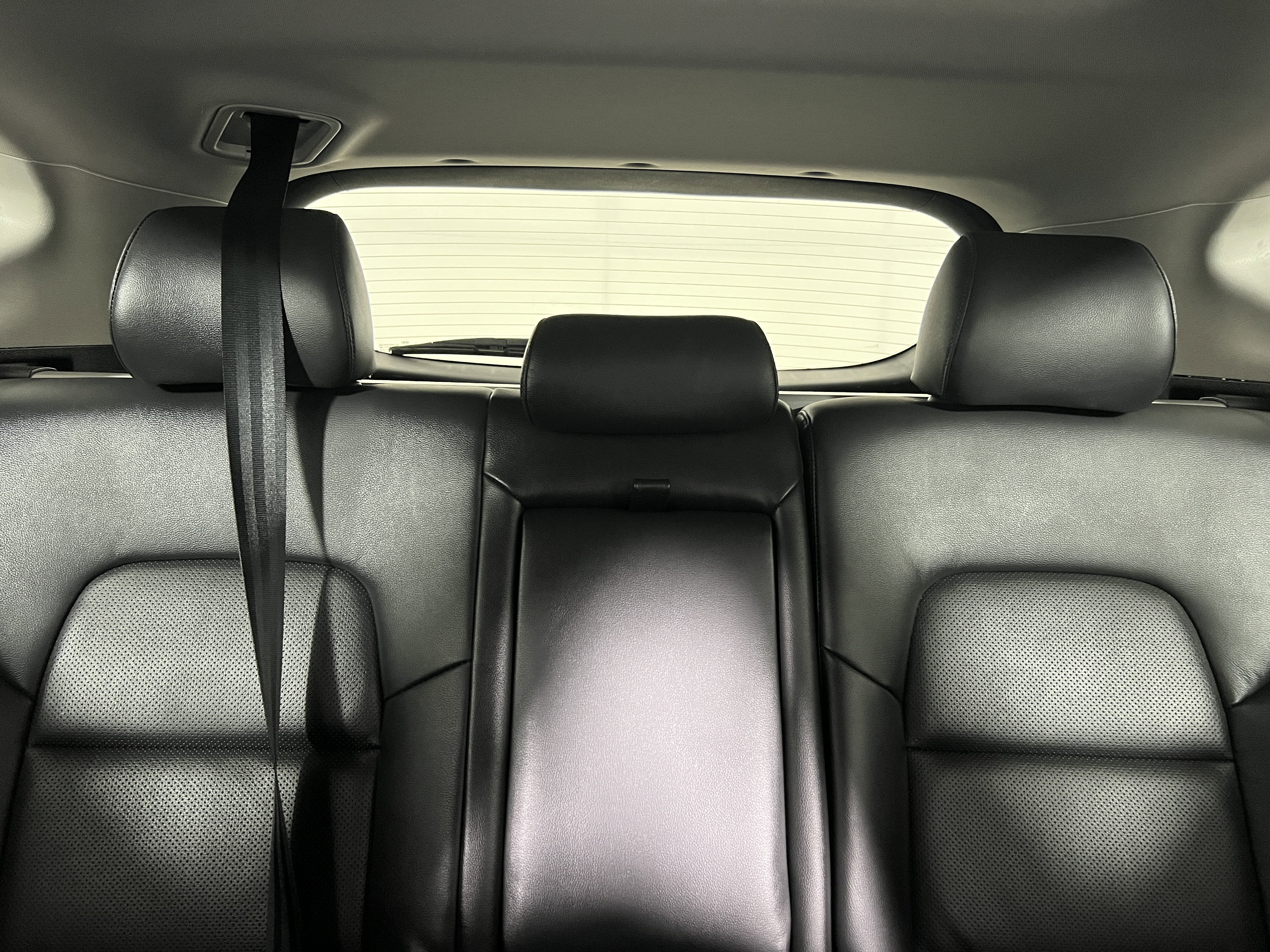 Used 2021 Hyundai Tucson Ultimate w/ Cargo Package FWD image 14