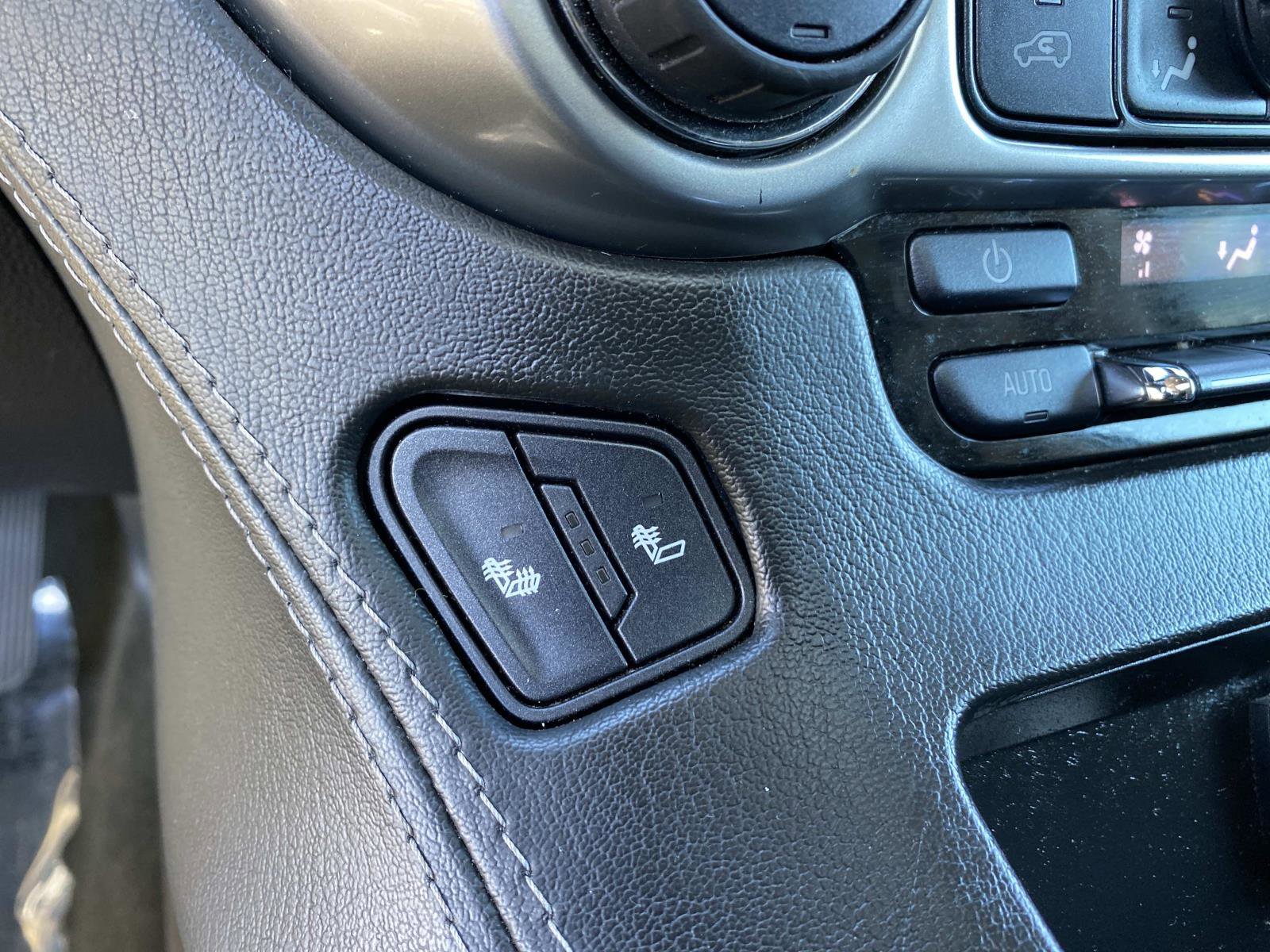 Used 2018 Chevrolet Tahoe LT w/ Luxury Package image 17