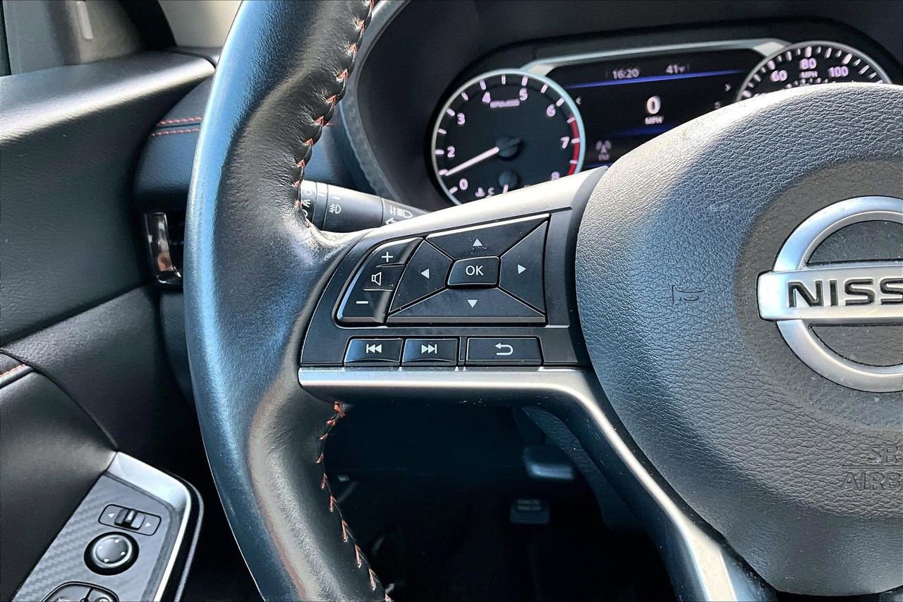 Used 2023 Nissan Sentra SR w/ Midnight Edition Package image 27