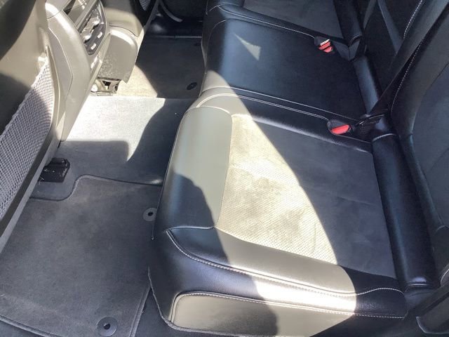 Used 2023 Jeep Grand Cherokee Altitude image 11