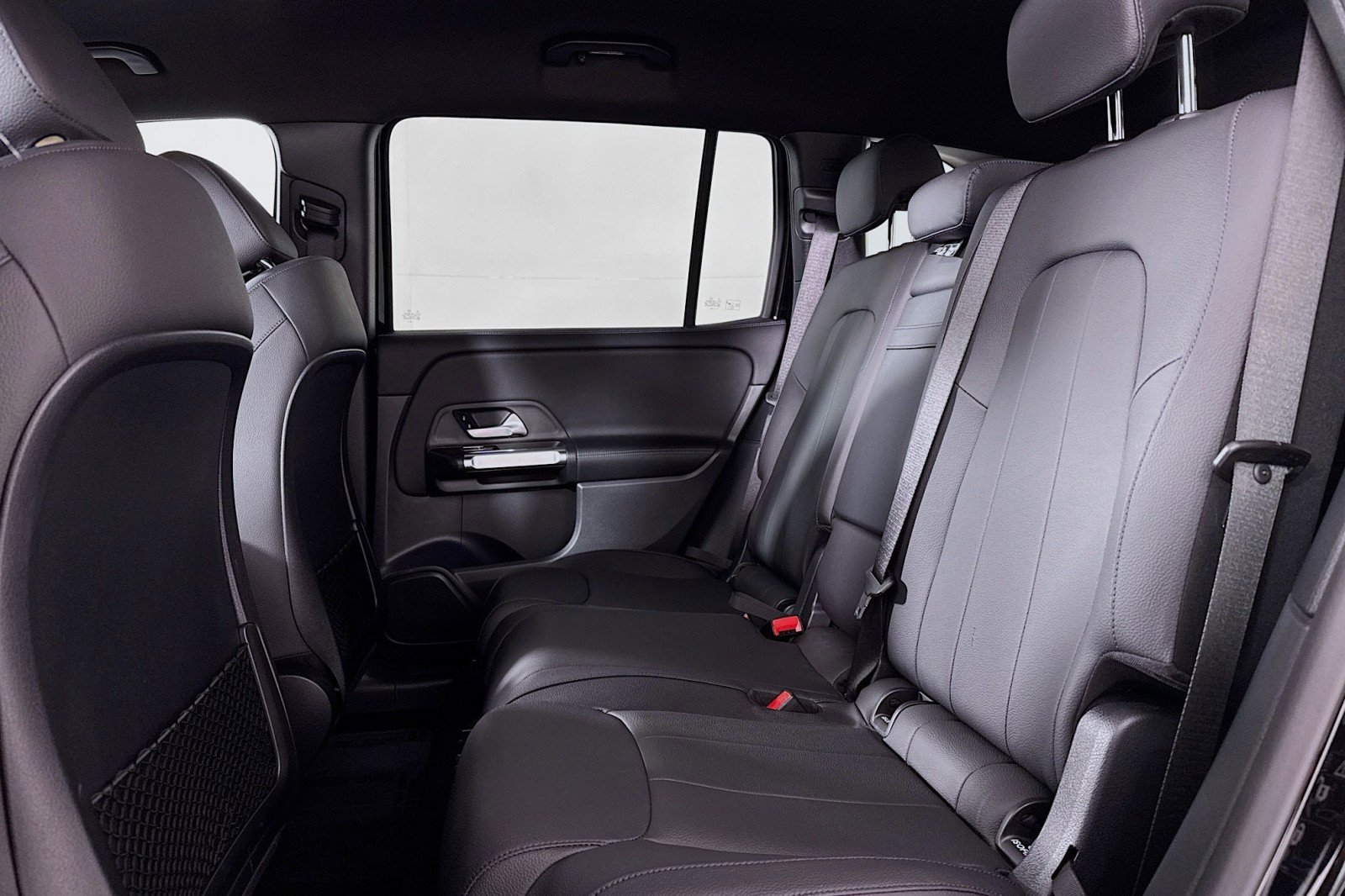 Certified 2025 Mercedes-Benz GLB 250 image 8