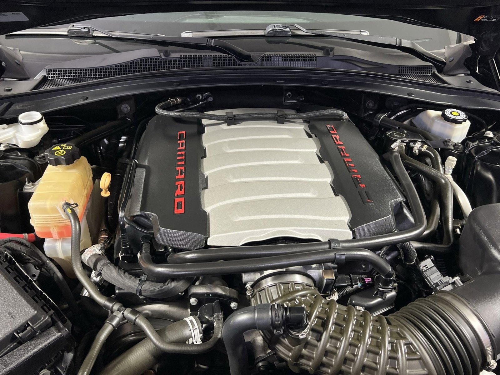 Used 2018 Chevrolet Camaro SS image 29