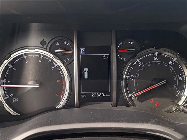 Certified 2024 Toyota 4Runner TRD Off-Road AWD/4WD image 11