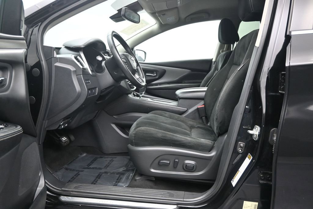 Used 2020 Nissan Murano SV FWD image 12