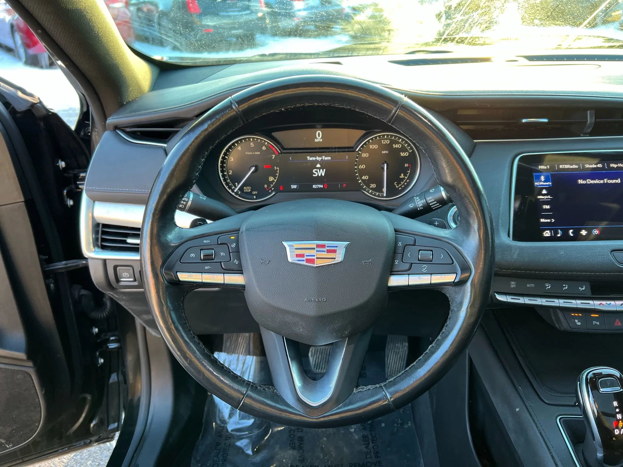 Used 2021 Cadillac XT4 Premium Luxury w/ Cold Weather Package image 11