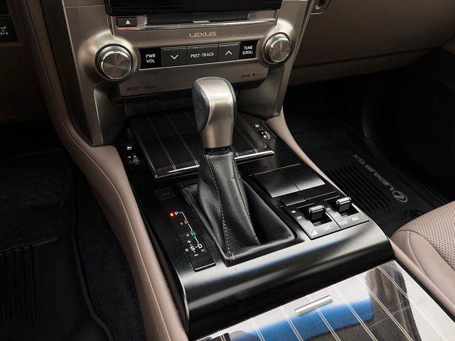 Certified 2020 Lexus GX 460 Premium w/ Premium Package AWD/4WD image 23