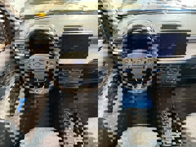 New 2025 Ford Maverick XLT w/ XLT Luxury Package image 20