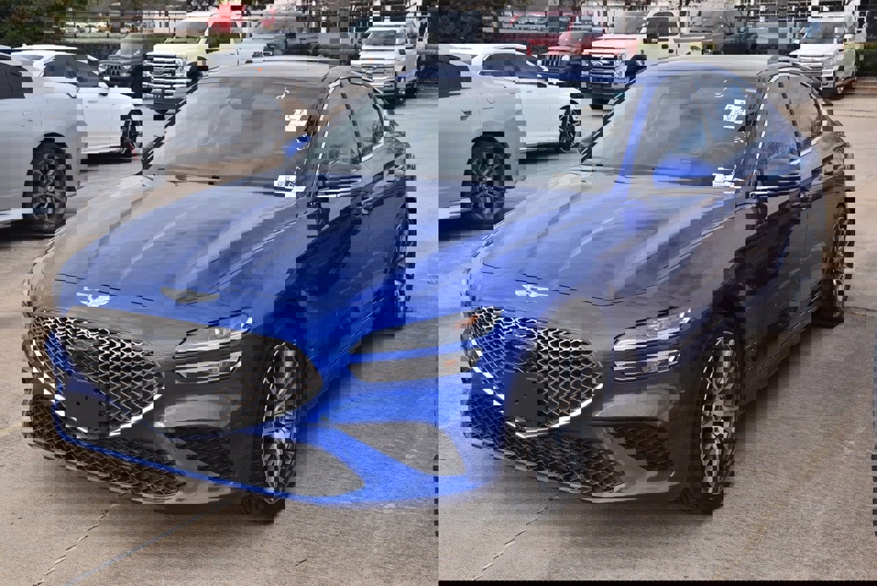 Used 2023 Genesis G70 3.3T image 1