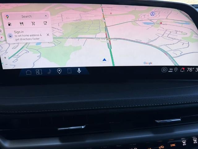 Used 2025 Cadillac XT4 Premium Luxury FWD image 34