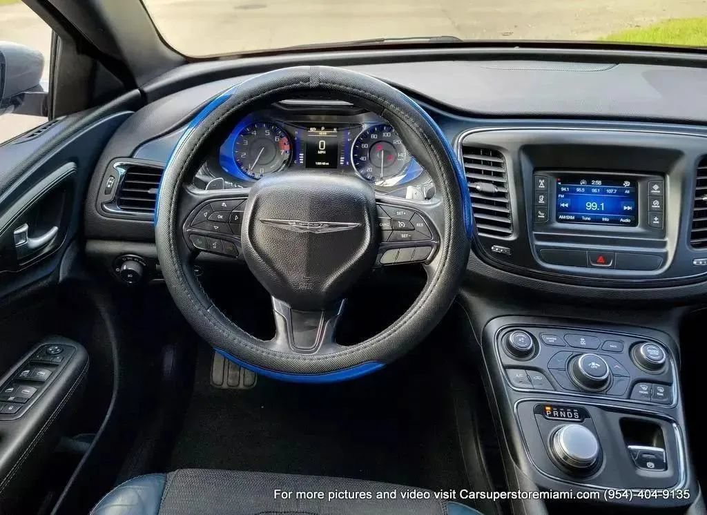 Used 2015 Chrysler 200 S FWD image 26