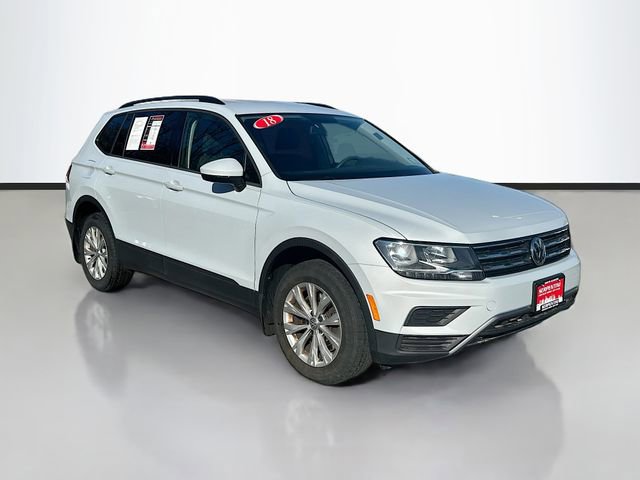 Used 2018 Volkswagen Tiguan S w/ 3rd Row Seat Package AWD/4WD image 3