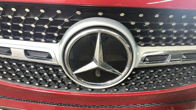 Used 2021 Mercedes-Benz GLA 250 4MATIC image 9
