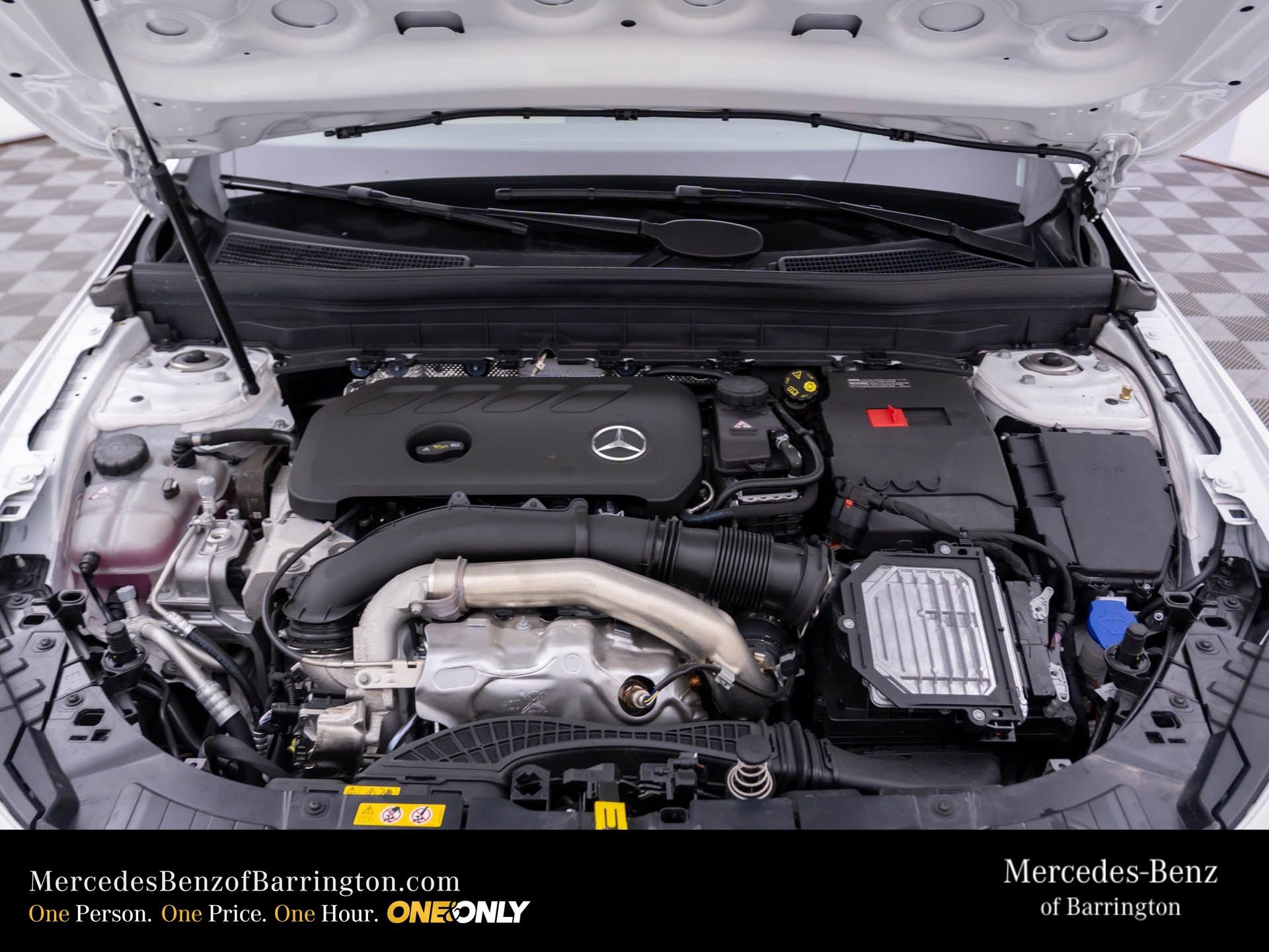 New 2026 Mercedes-Benz GLB 250 4MATIC image 35