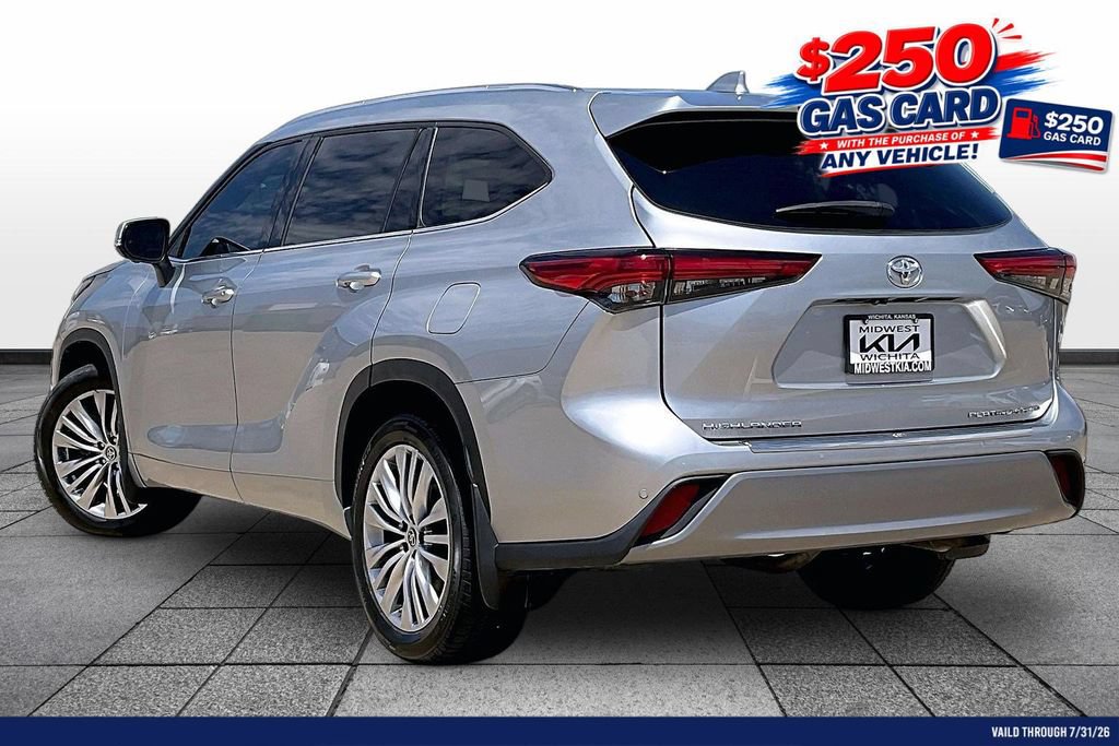 Used 2023 Toyota Highlander Platinum AWD/4WD image 12