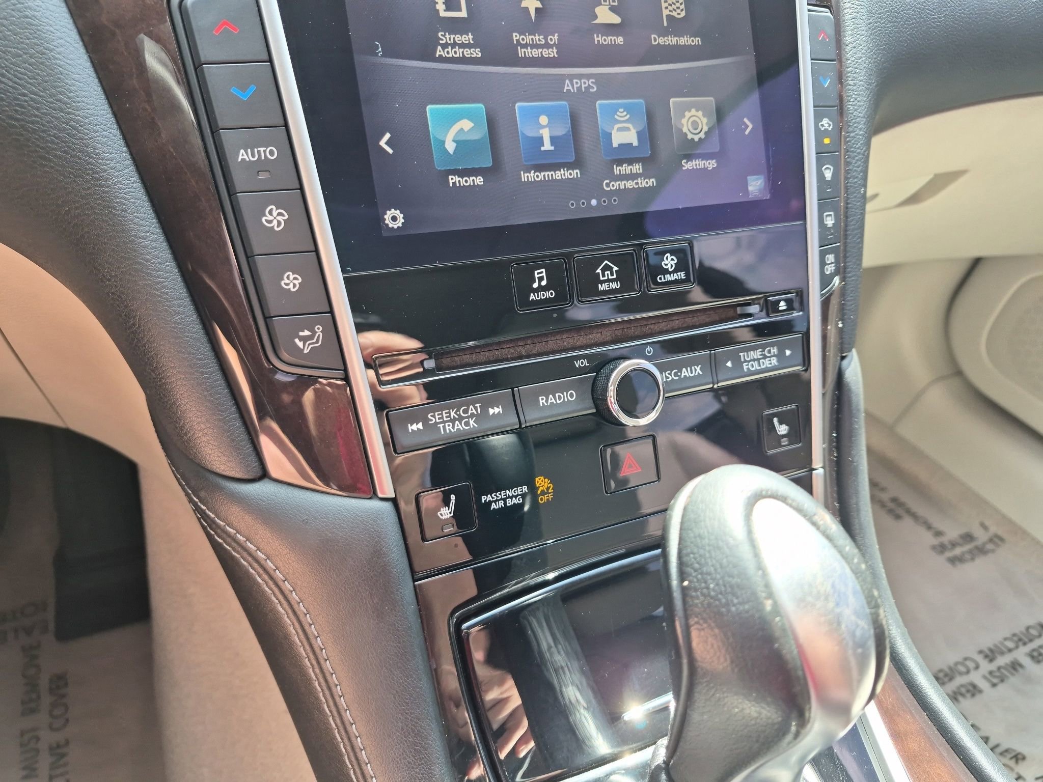 Used 2015 INFINITI Q50 Premium w/ Deluxe Touring Package AWD/4WD image 16