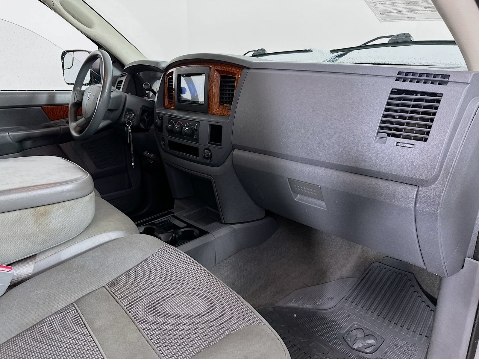 Used 2006 Dodge Ram 2500 Truck SLT AWD/4WD image 28