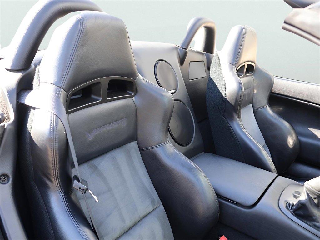 Used 2003 Dodge Viper SRT-10 image 12