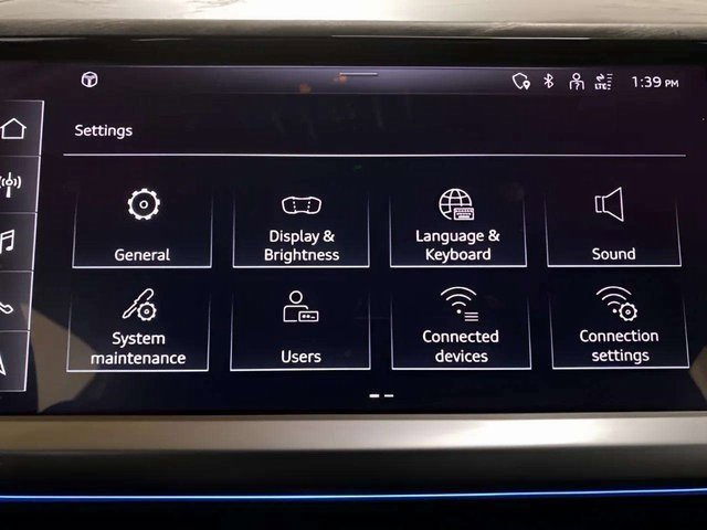 Used 2024 Audi Q4 e-tron Prestige image 52