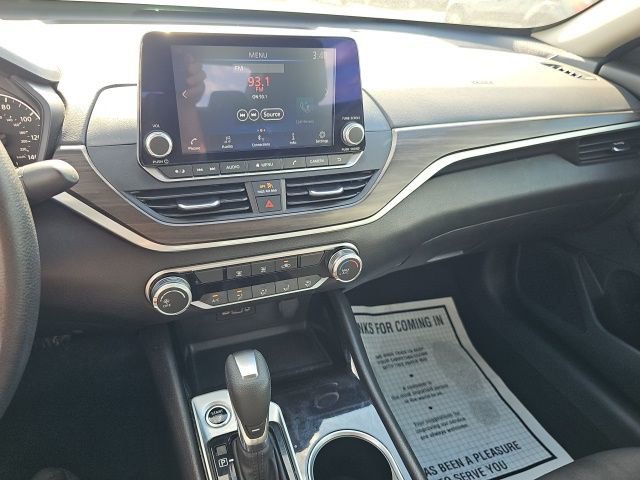 Used 2024 Nissan Altima 2.5 SV image 41