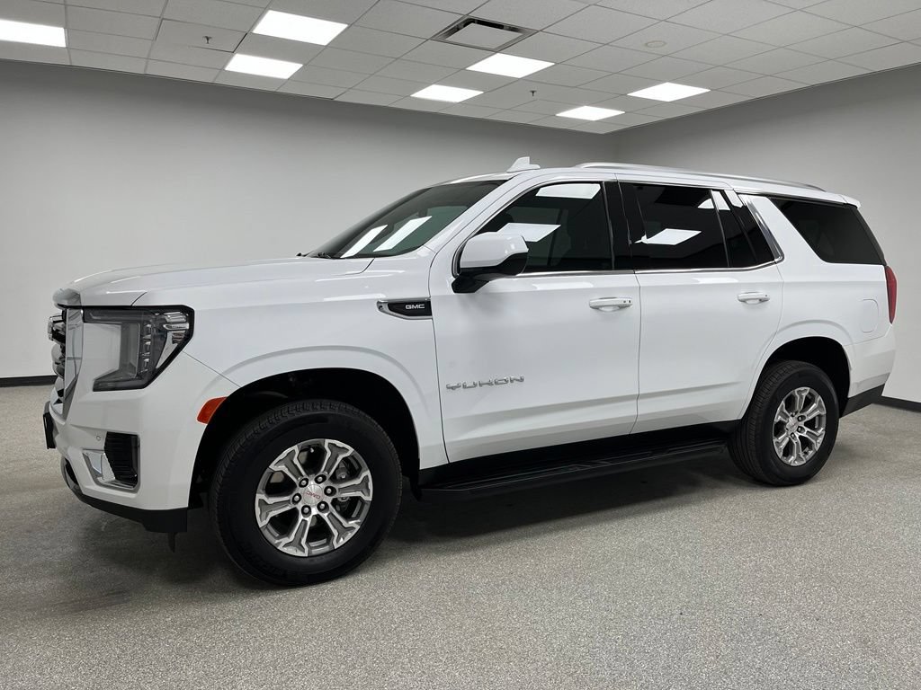 Used 2024 GMC Yukon SLE AWD/4WD image 6