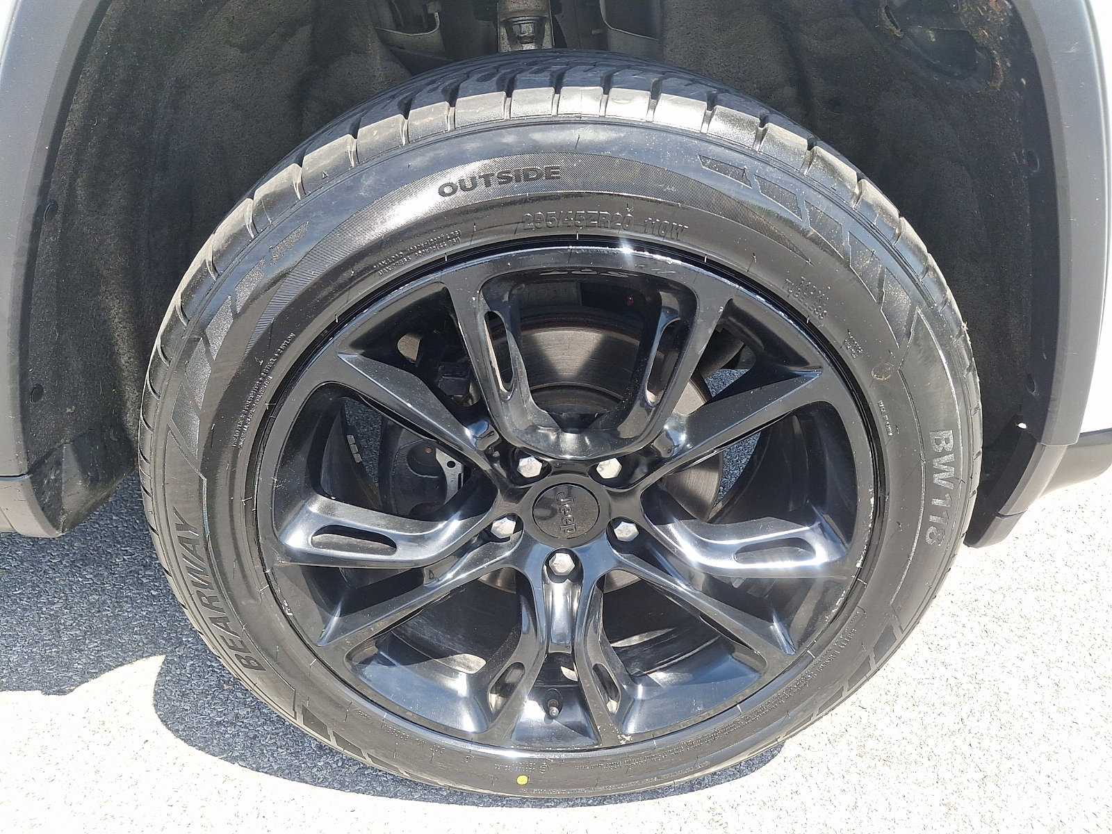 Used 2019 Jeep Grand Cherokee Limited AWD/4WD image 8
