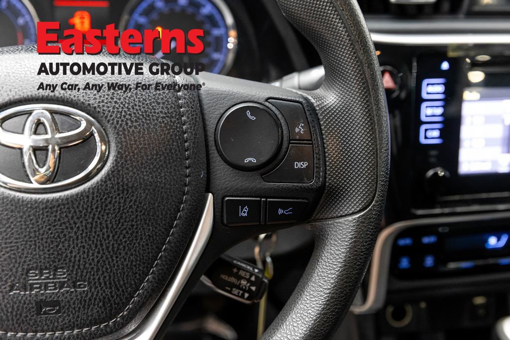 Used 2019 Toyota Corolla LE FWD image 15