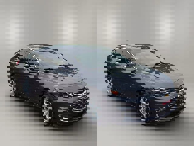 Used 2018 Chevrolet Malibu LS image 3