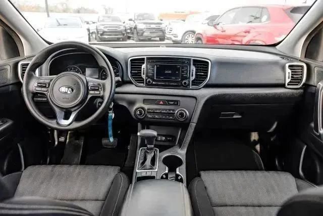 Used 2019 Kia Sportage LX FWD image 19