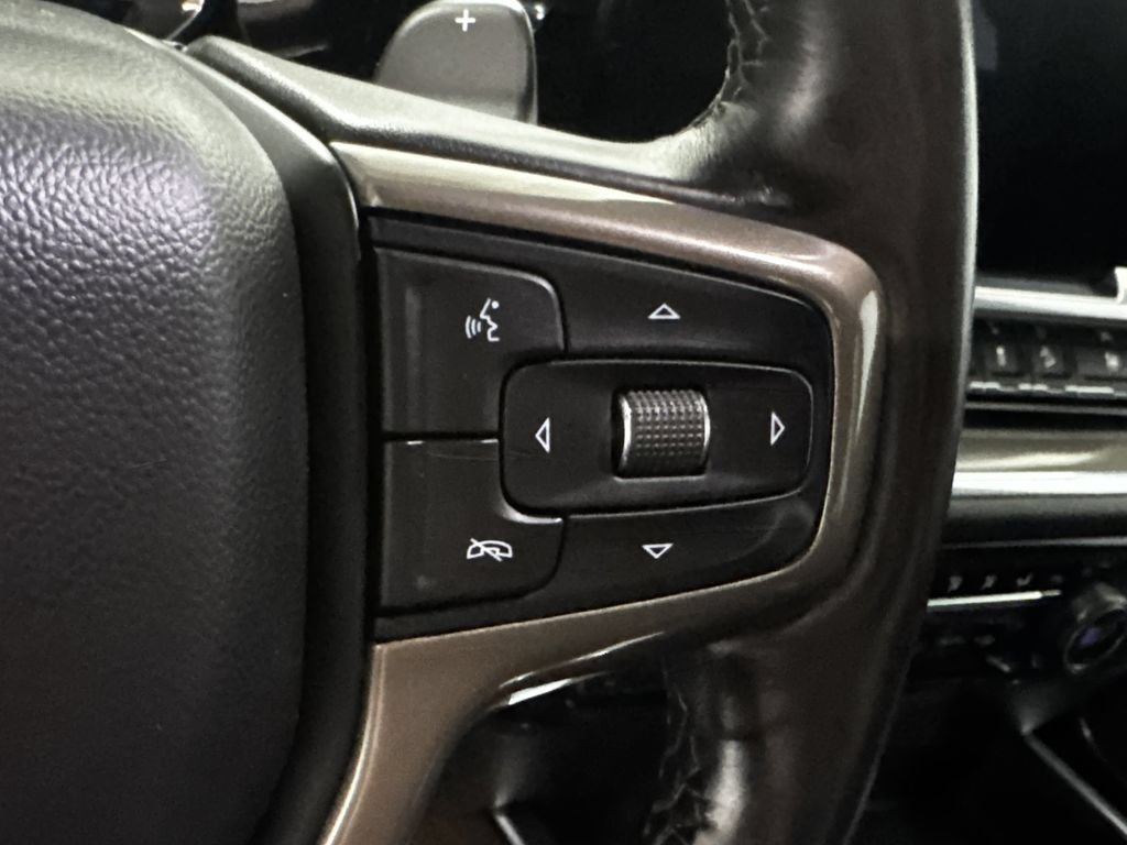 Used 2022 Chevrolet Silverado 1500 High Country w/ Z71 Off-Road Package AWD/4WD image 7
