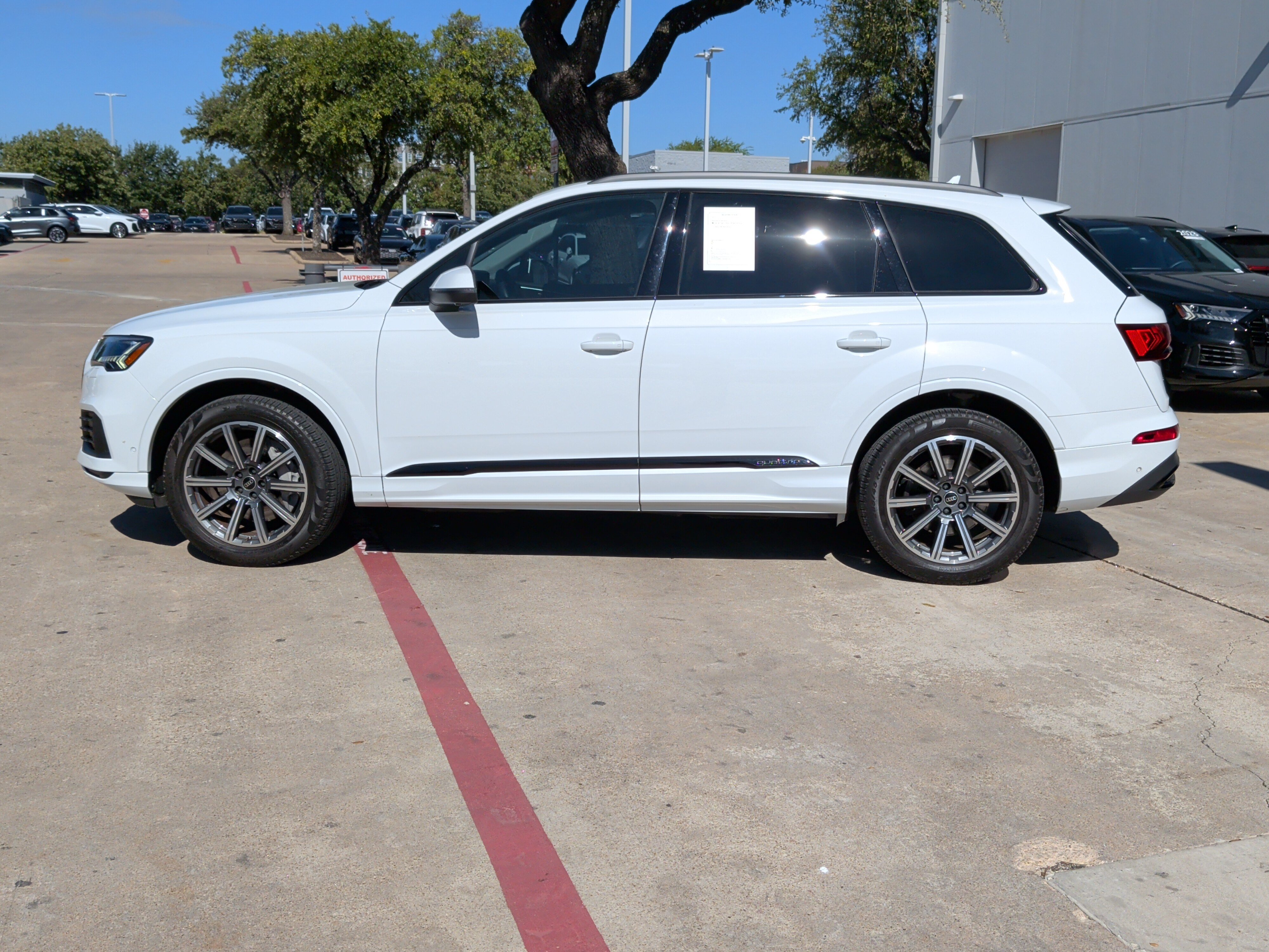 Used 2023 Audi Q7 2.0T Premium Plus w/ Premium Plus Package AWD/4WD image 7